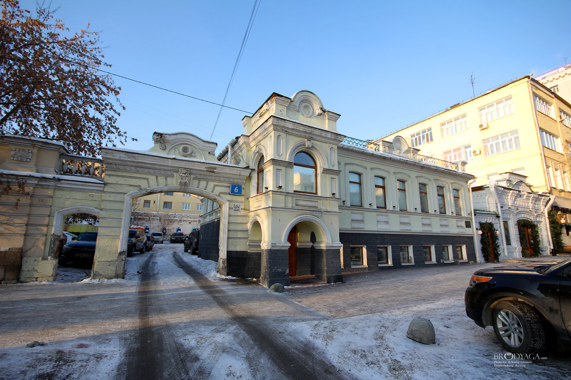 Усадьба И.И. Симанова, 8 Марта 6, Екатеринбург (Ekaterinburg)